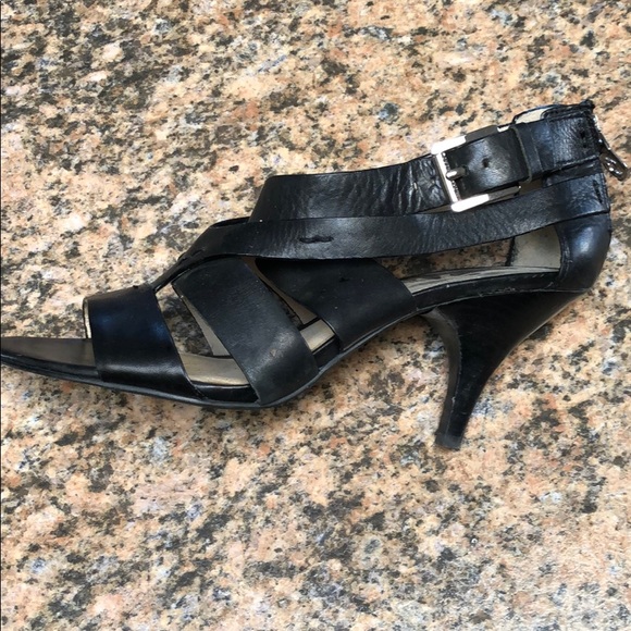Michael Kors 9.5 black 3” heel shoe - Picture 2 of 5